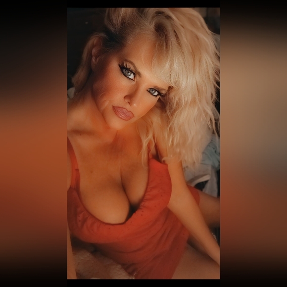 Meet your Posher, Angela - Picture 3 of 11